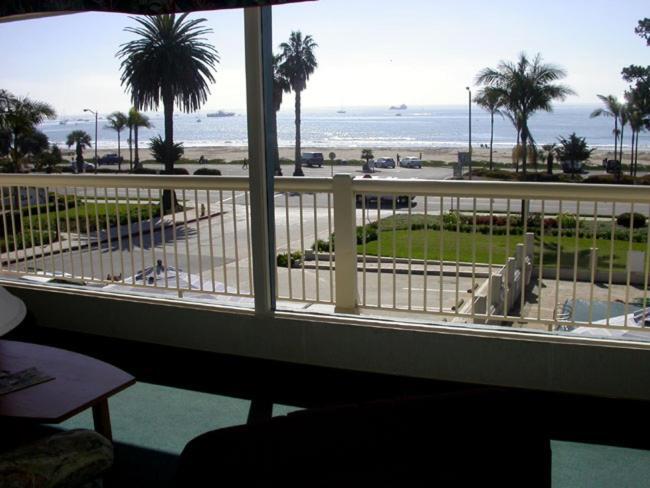 Cabrillo Inn At The Beach Santa Bárbara Exterior foto